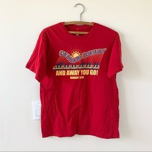 🩷5/$25🩷RARE DCA California Screamin' Tee